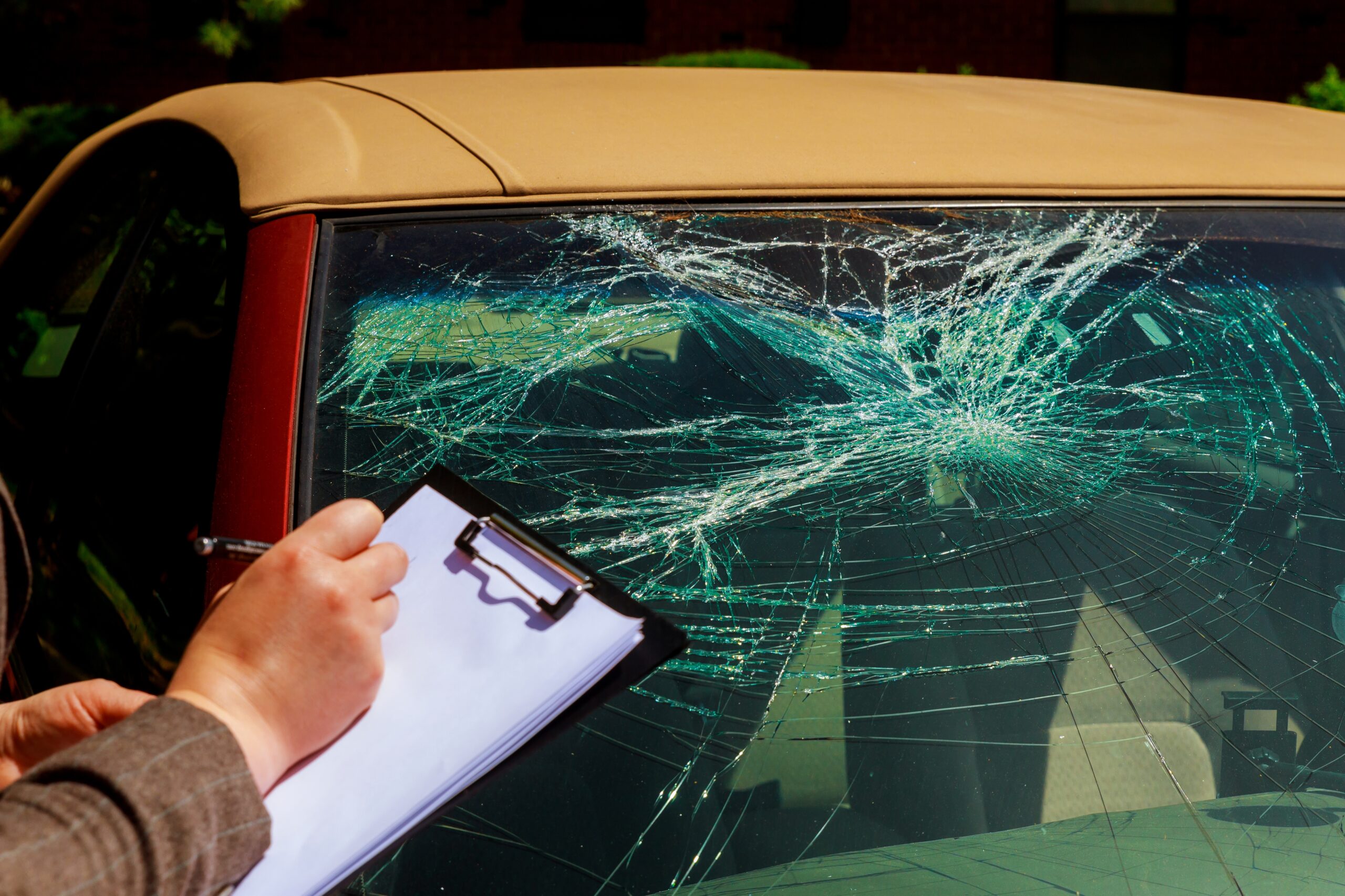Die Kosten der Autoversicherung hängen von unterschiedlichen Faktoren ab. Foto photovs via Envato